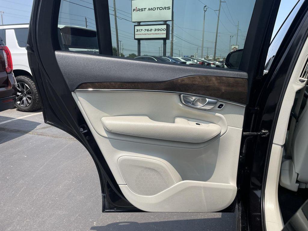 2018 Onyx Black Metallic Volvo XC90