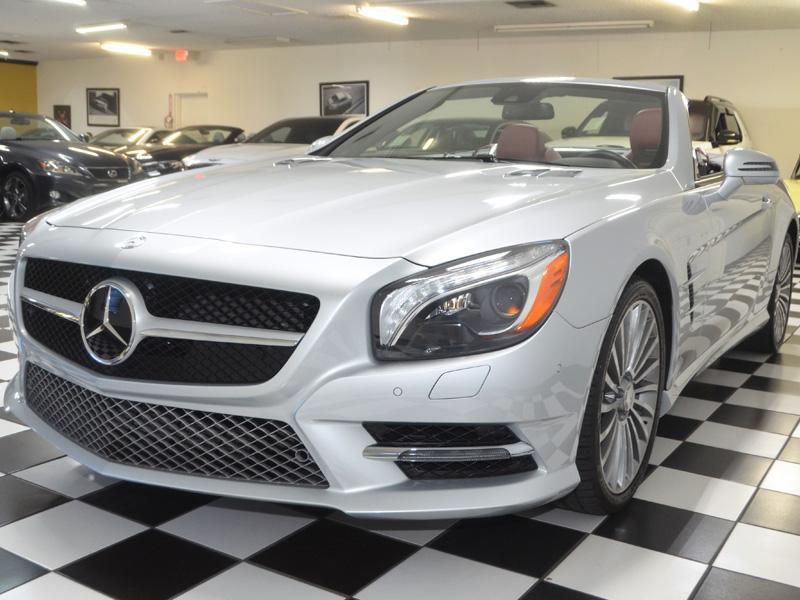used 2016 Mercedes-Benz SL 550 car, priced at $52,997