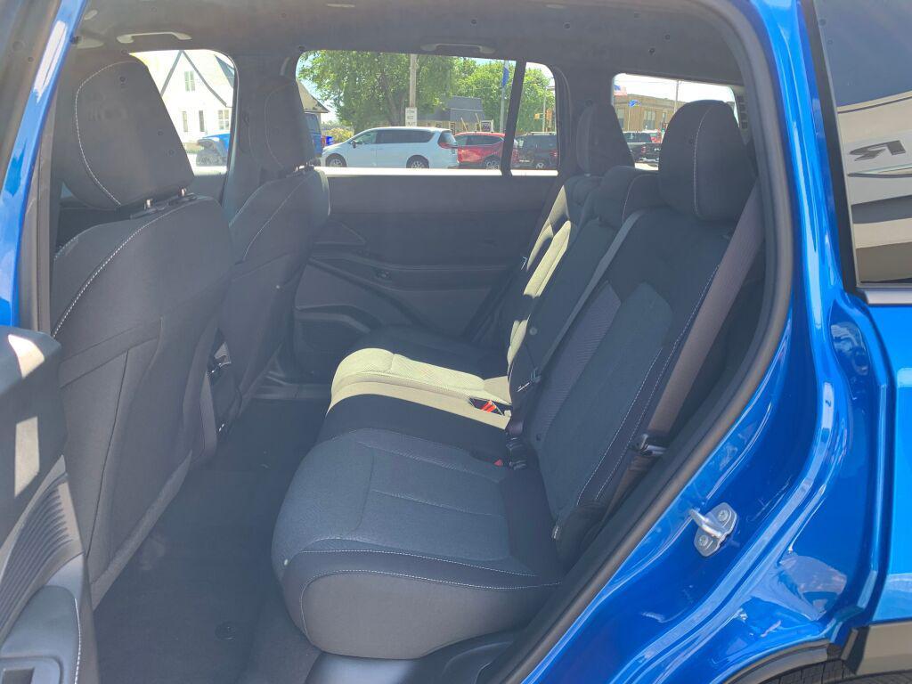 new 2026 Jeep Cherokee car, priced at $39,532