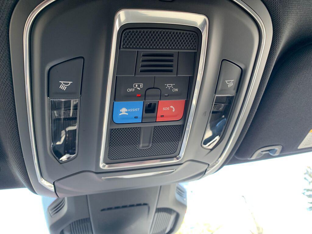 new 2026 Jeep Cherokee car, priced at $39,532