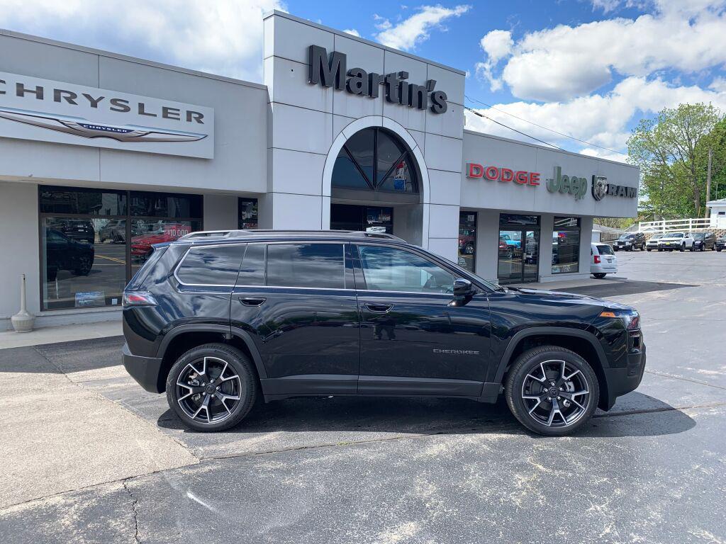 new 2026 Jeep Cherokee car, priced at $45,774