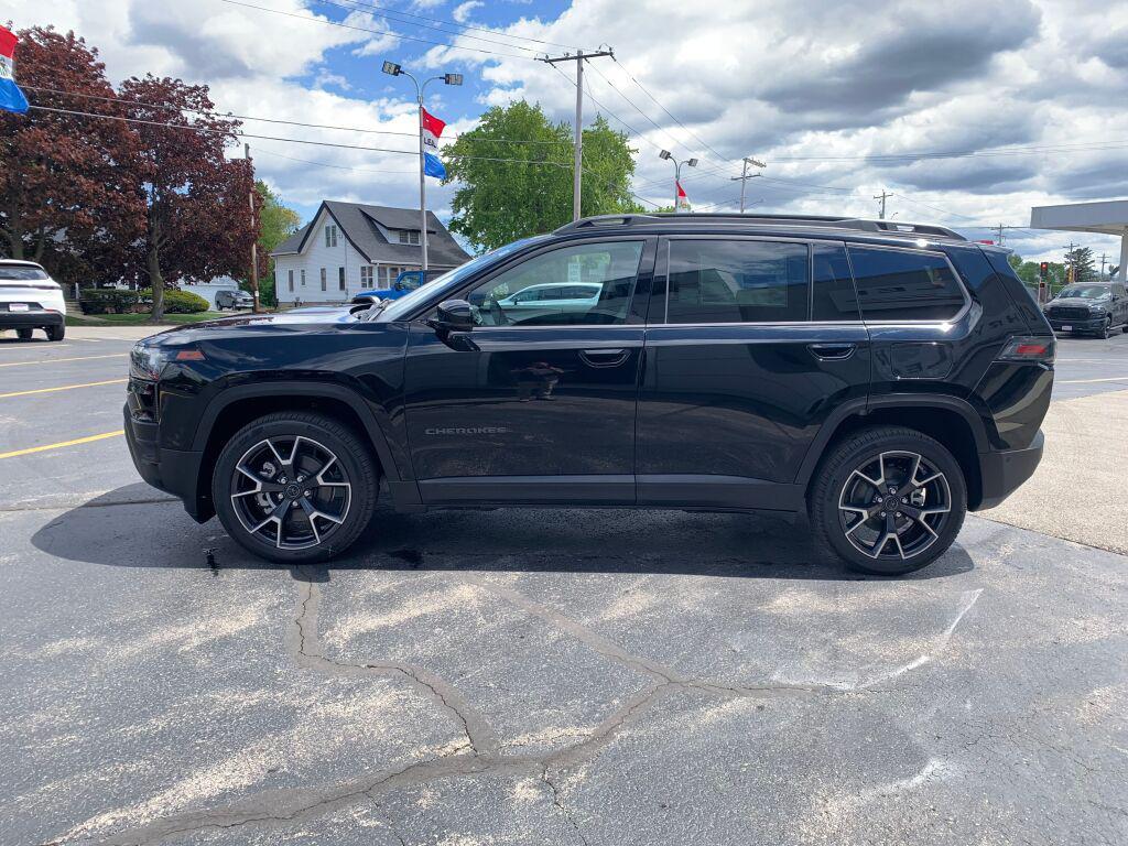 new 2026 Jeep Cherokee car, priced at $45,774