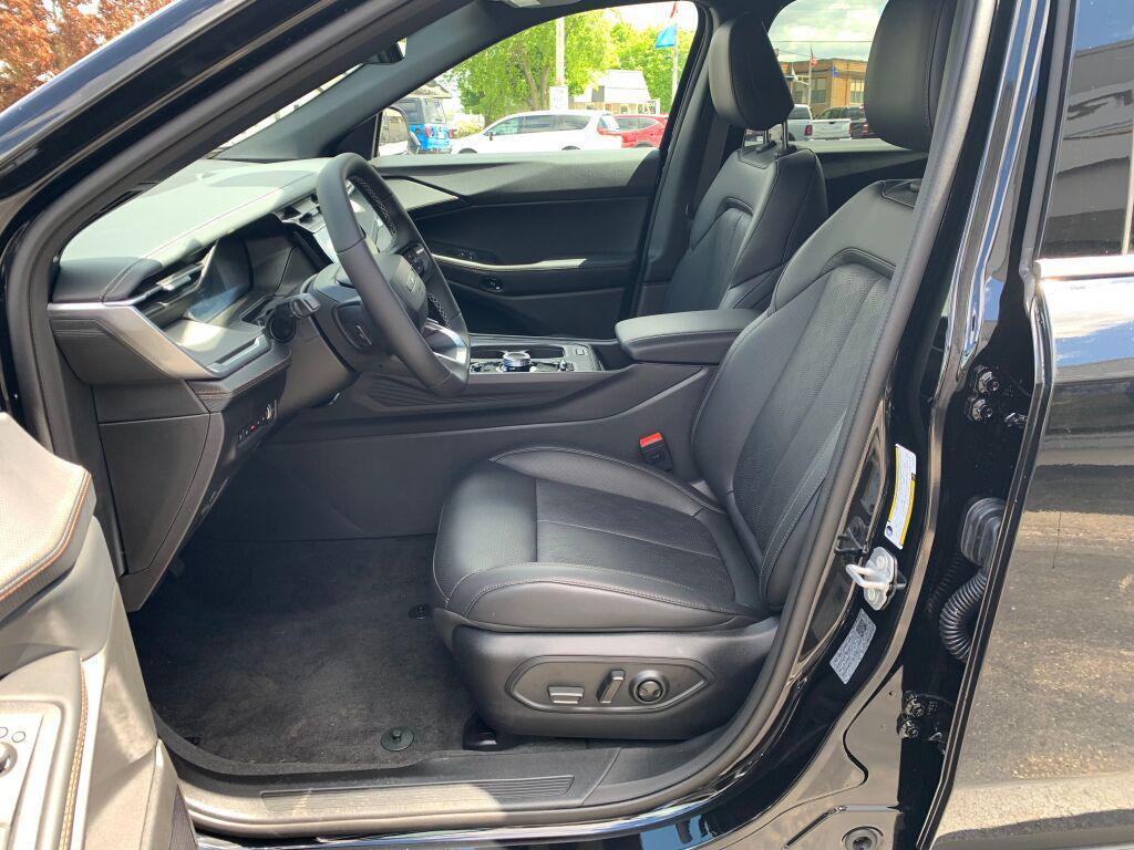 new 2026 Jeep Cherokee car, priced at $45,774