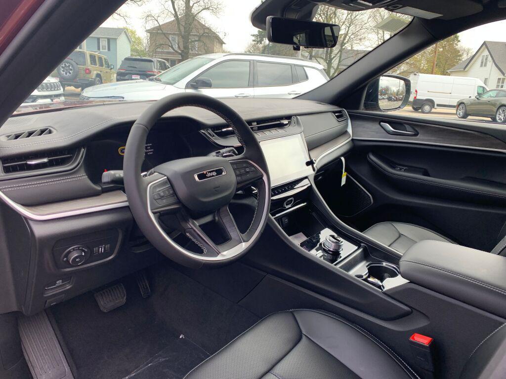 new 2026 Jeep Grand Cherokee L car, priced at $54,147