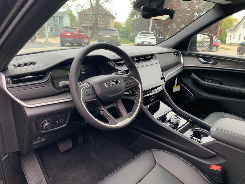 new 2026 Jeep Grand Cherokee L car, priced at $53,446