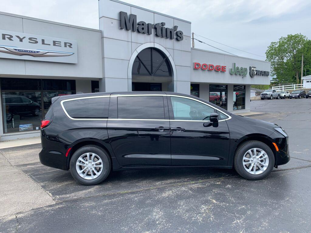 new 2027 Chrysler Pacifica car, priced at $49,205