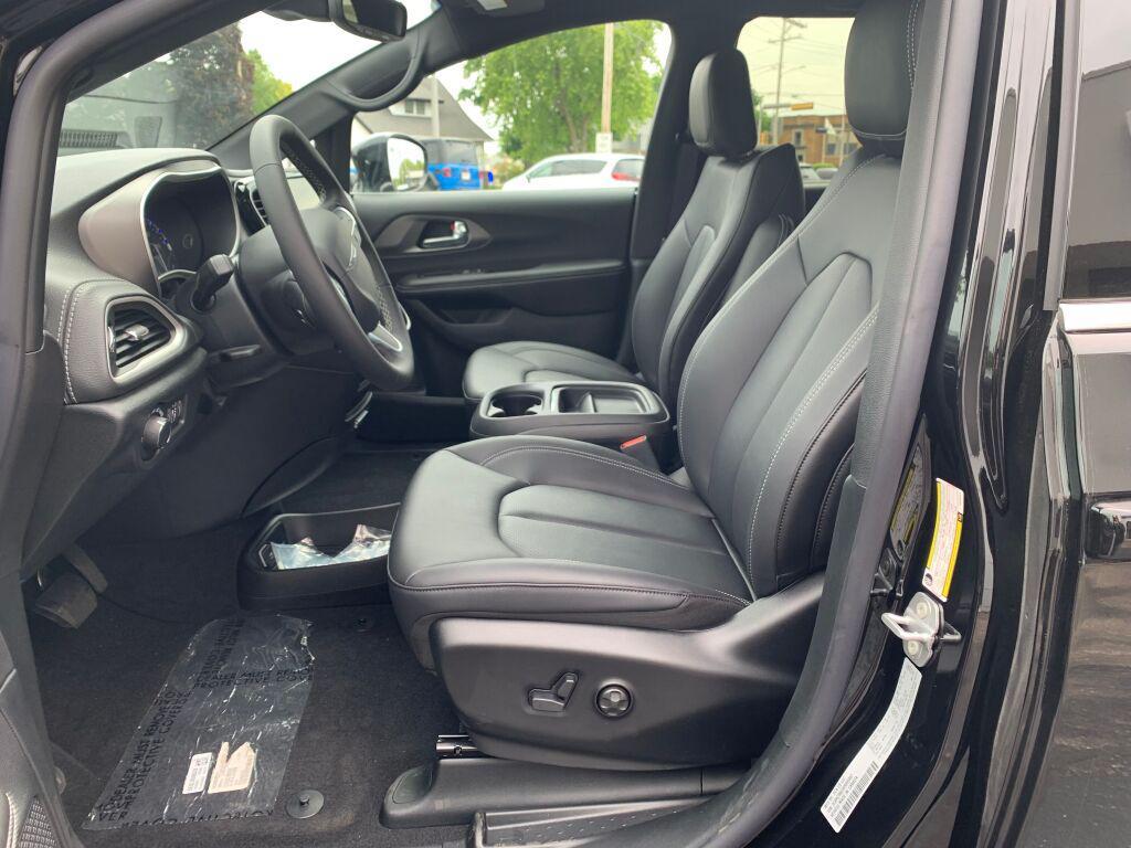 new 2027 Chrysler Pacifica car, priced at $49,205