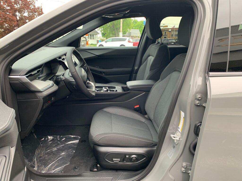 new 2026 Jeep Cherokee car, priced at $40,099
