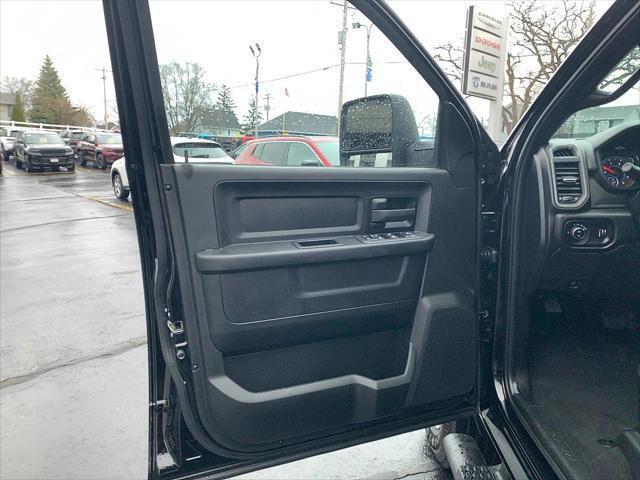 new 2025 Ram 2500 car, priced at $61,830