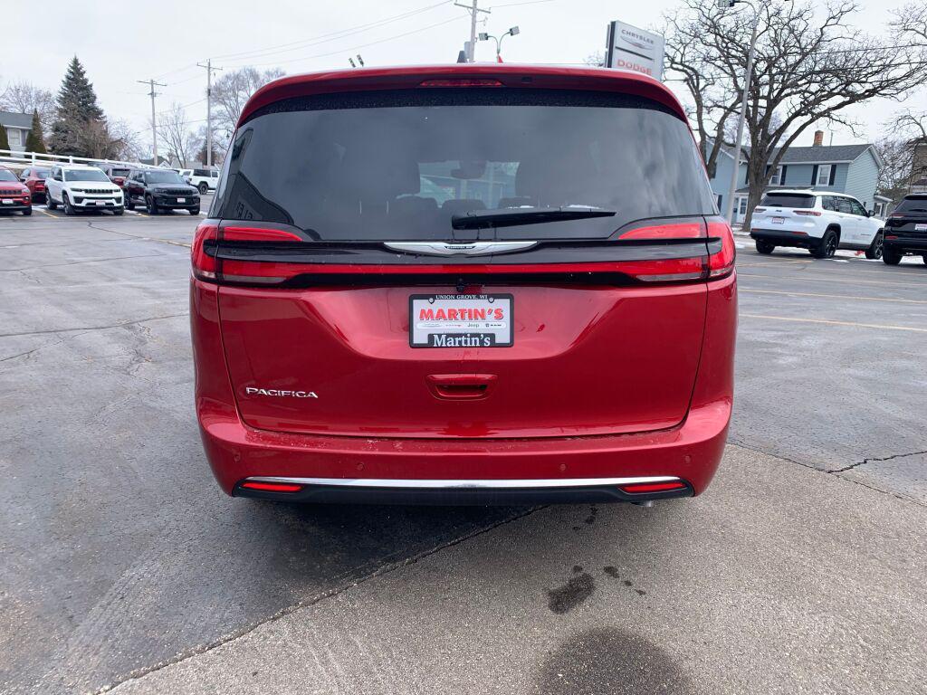 new 2026 Chrysler Pacifica car, priced at $45,401