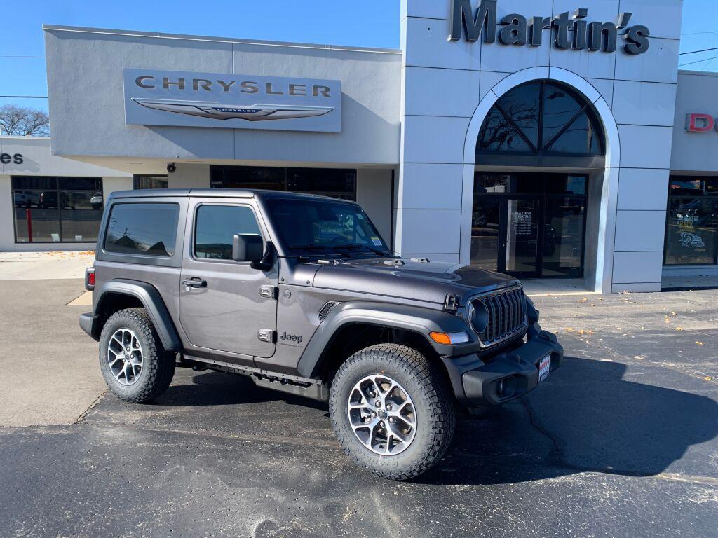 new 2026 Jeep Wrangler car, priced at $48,635
