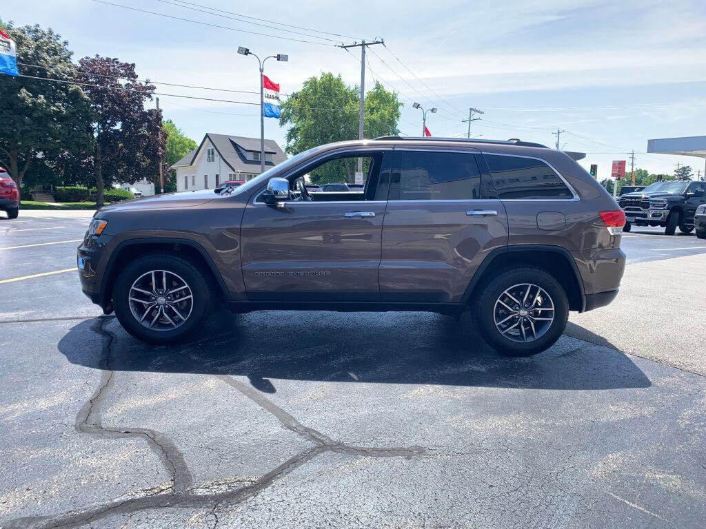 used 2017 Jeep Grand Cherokee car, priced at $18,995