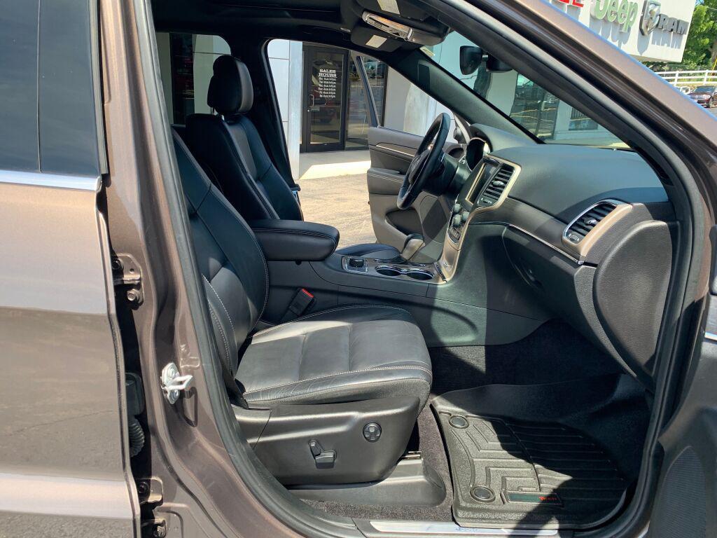 used 2017 Jeep Grand Cherokee car, priced at $18,995