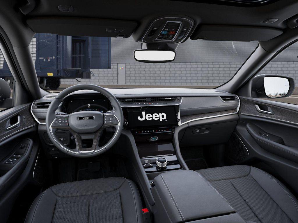 new 2026 Jeep Grand Cherokee car, priced at $54,905
