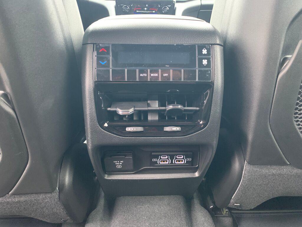new 2026 Jeep Grand Cherokee L car, priced at $47,666