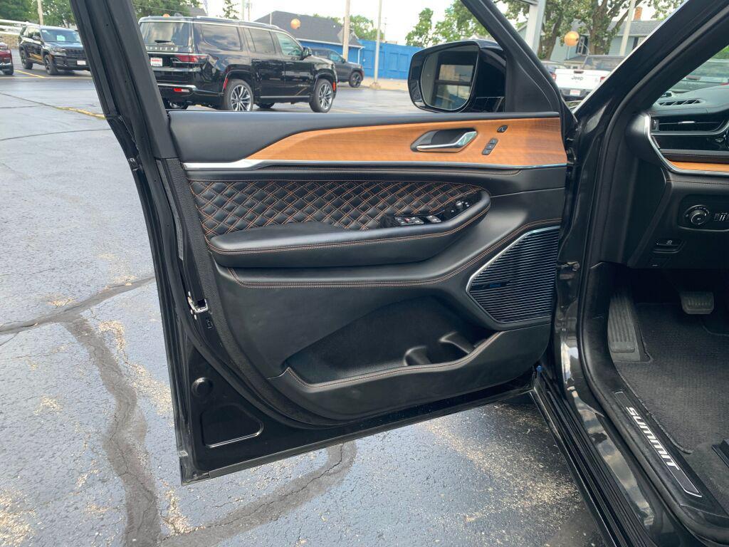 used 2024 Jeep Grand Cherokee L car, priced at $45,995