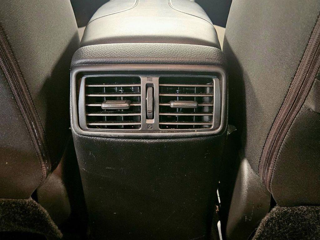 2021 BLACK Nissan Rogue Sport