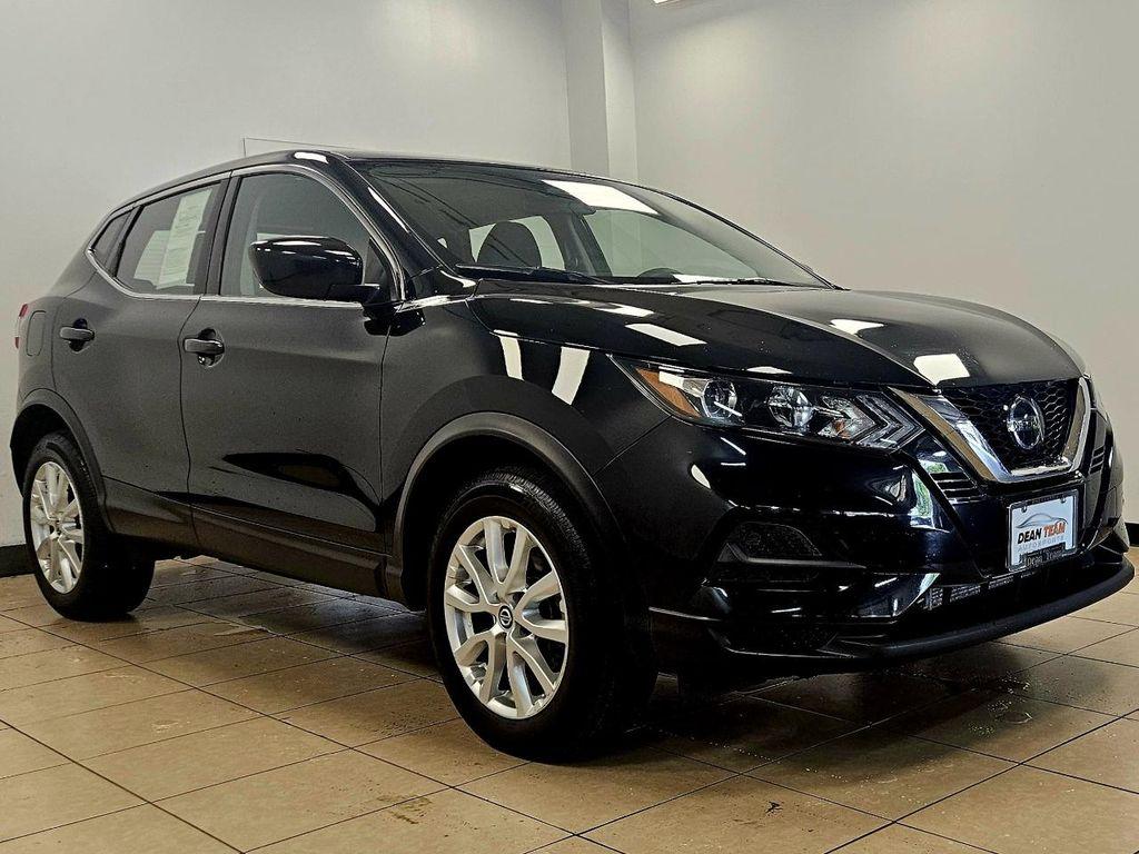 2021 BLACK Nissan Rogue Sport