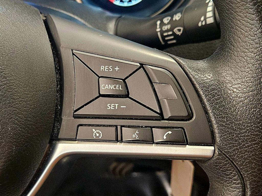 2021 BLACK Nissan Rogue Sport