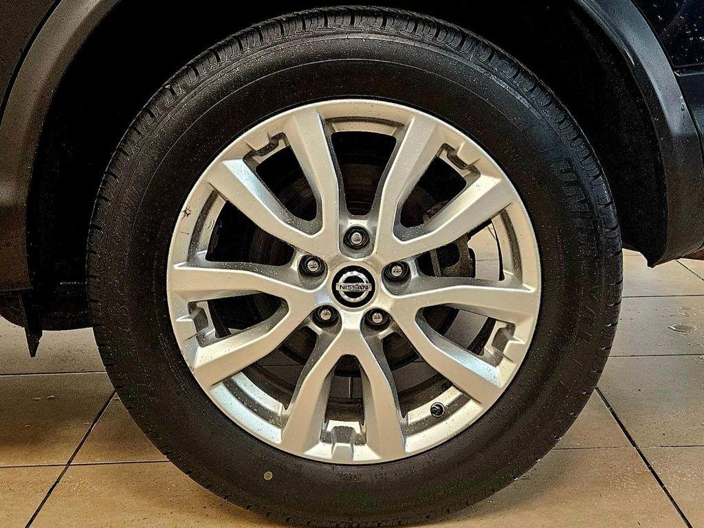2021 BLACK Nissan Rogue Sport