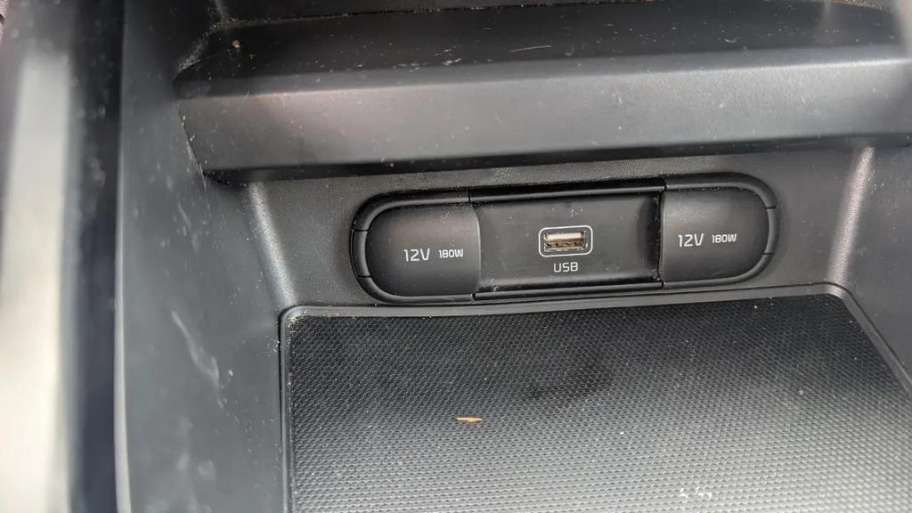 used 2020 Kia Soul car, priced at $15,549