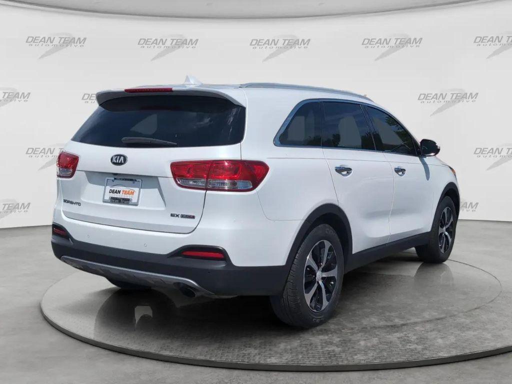 used 2018 Kia Sorento car, priced at $18,999