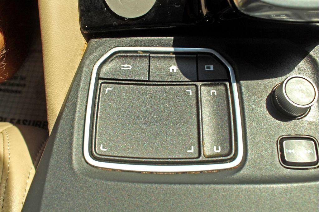 used 2023 Acura MDX car, priced at $39,997