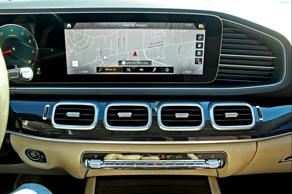 used 2020 Mercedes-Benz GLE 350 car, priced at $29,997