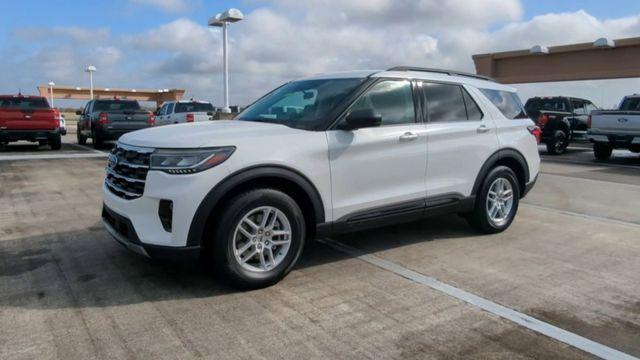 new 2026 Ford Explorer car, priced at $39,558