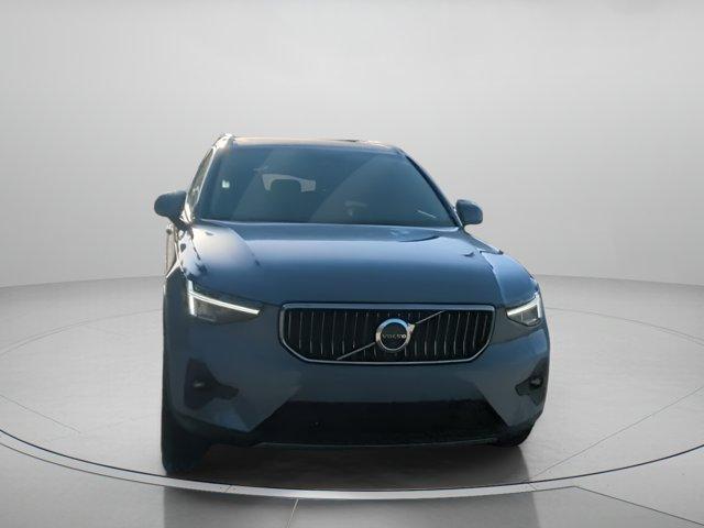 used 2023 Volvo XC40 car, priced at $30,449