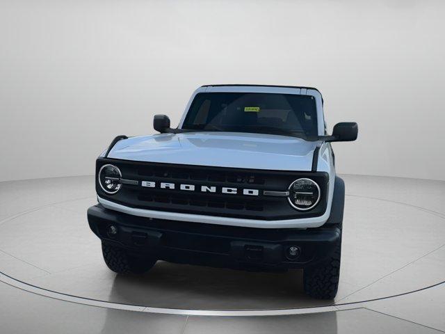 new 2025 Ford Bronco car, priced at $44,596