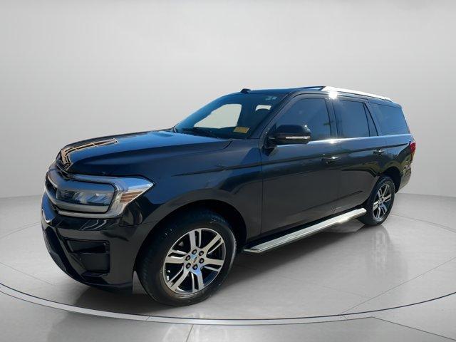 used 2023 Ford Expedition car, priced at $43,999