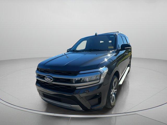 used 2023 Ford Expedition car, priced at $43,999