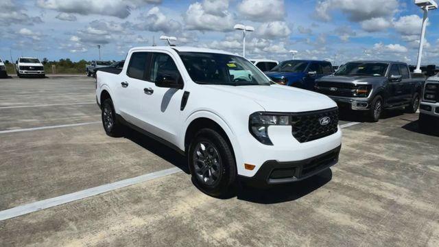 new 2025 Ford Maverick car, priced at $29,920