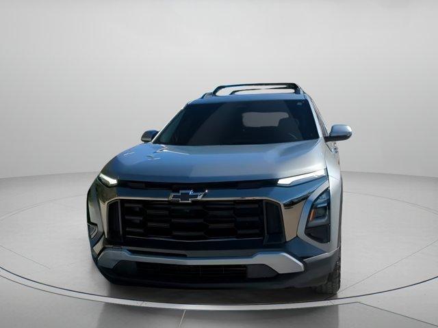 used 2025 Chevrolet Equinox car, priced at $28,989