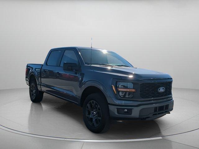 new 2026 Ford F-150 car, priced at $53,370