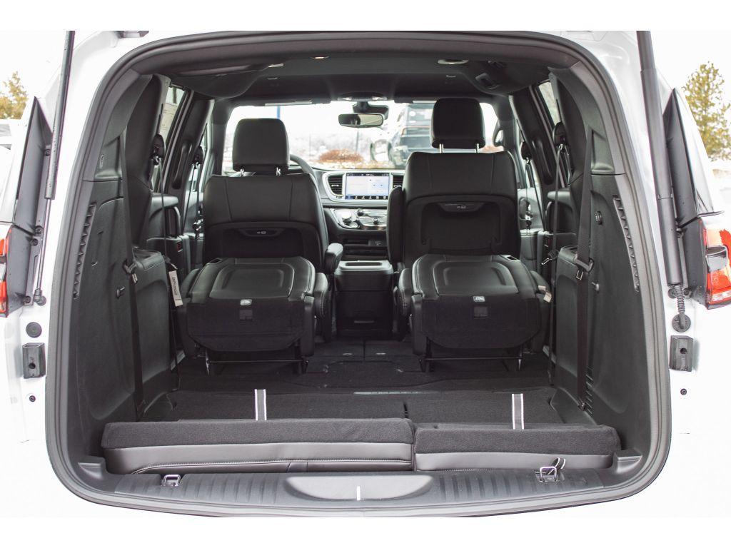 new 2026 Chrysler Pacifica car, priced at $42,000