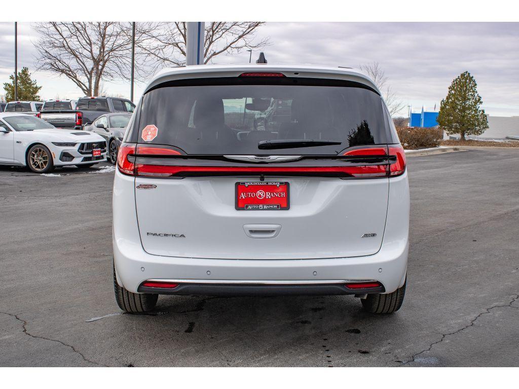 new 2026 Chrysler Pacifica car, priced at $42,000