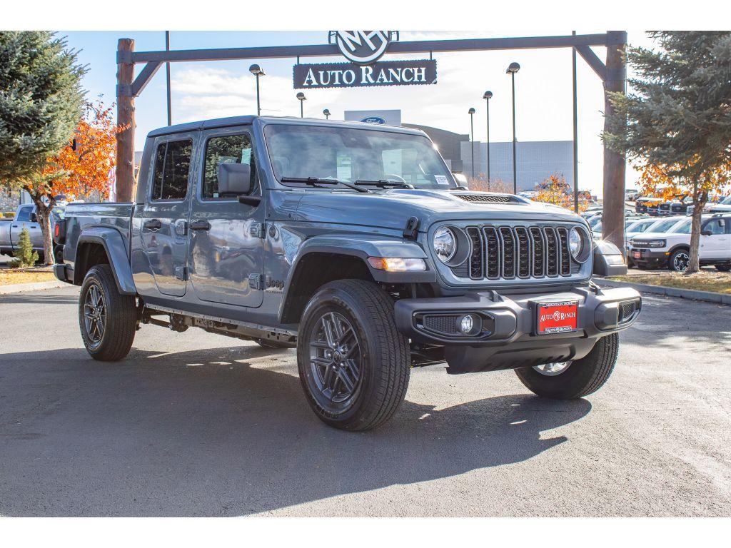 new 2025 Jeep Gladiator car, priced at $41,750