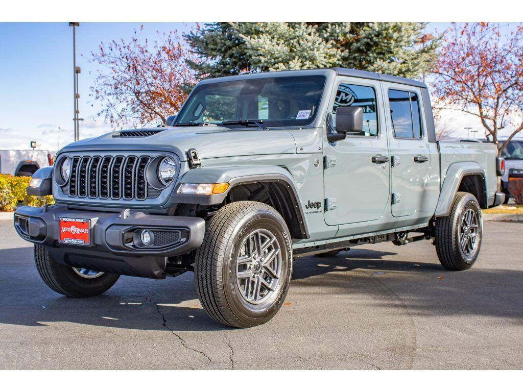 new 2025 Jeep Gladiator car, priced at $41,750