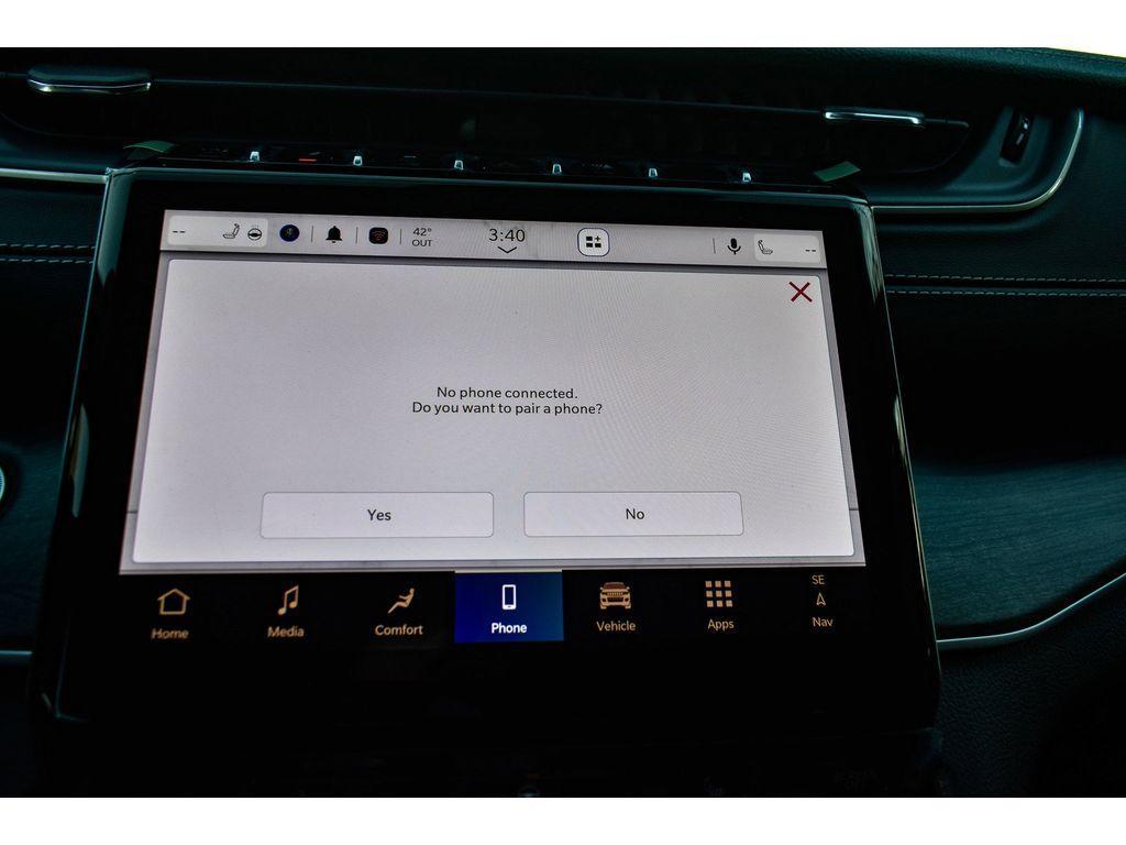 new 2025 Jeep Grand Cherokee L car, priced at $44,000