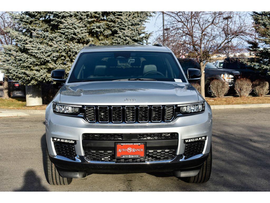 new 2025 Jeep Grand Cherokee L car, priced at $44,000