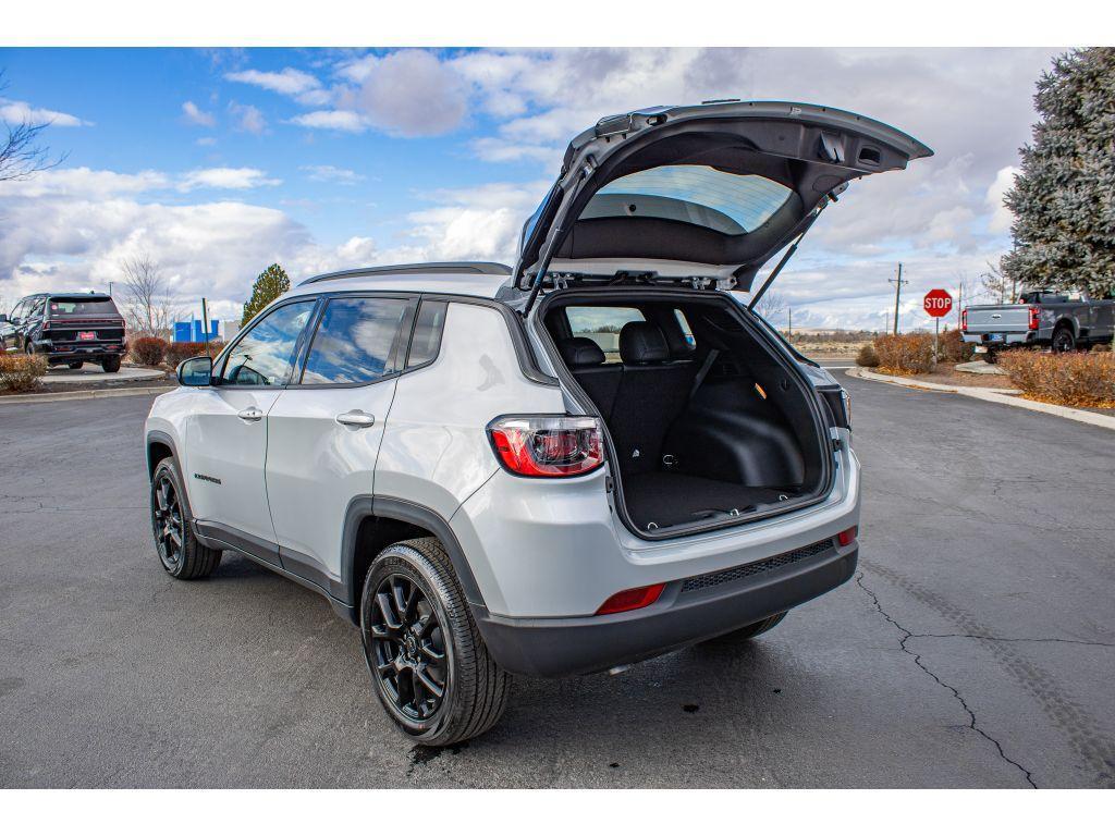 new 2026 Jeep Compass car, priced at $29,000