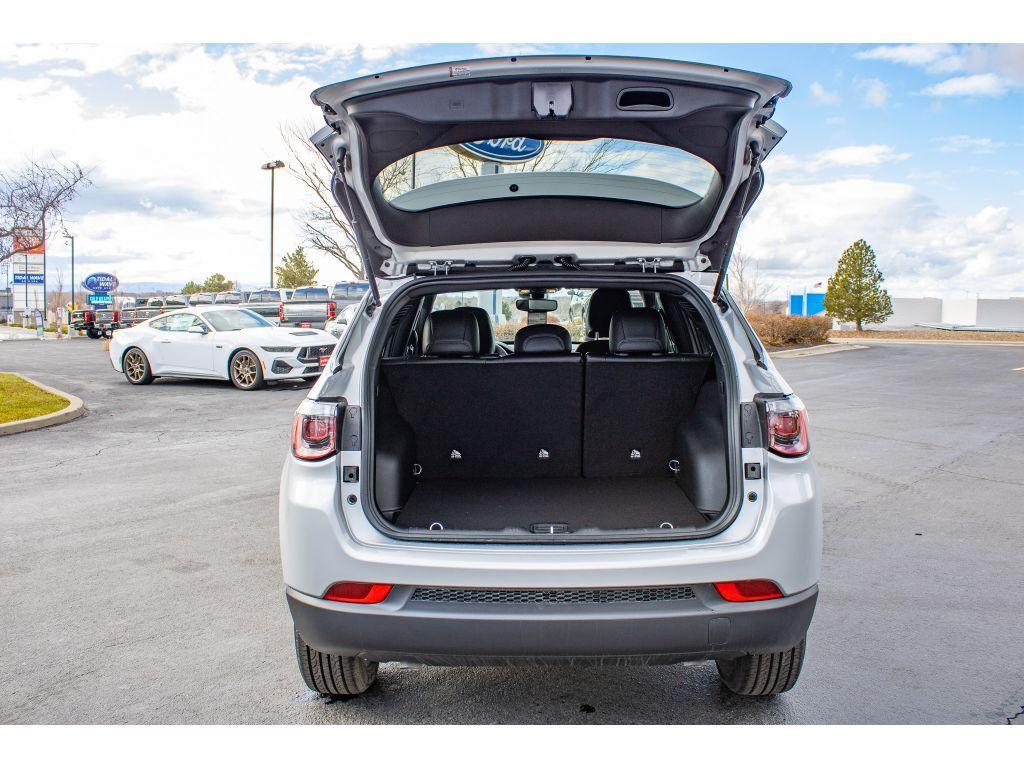 new 2026 Jeep Compass car, priced at $29,000