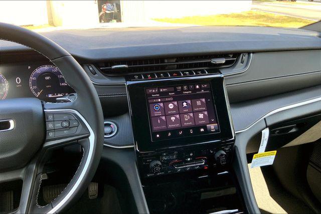 new 2025 Jeep Grand Cherokee L car, priced at $40,122