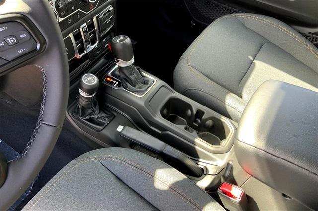 new 2025 Jeep Wrangler car, priced at $45,971