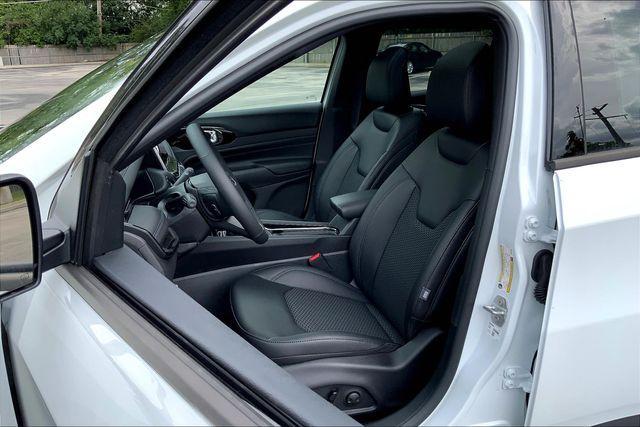 new 2025 Jeep Compass car, priced at $29,971