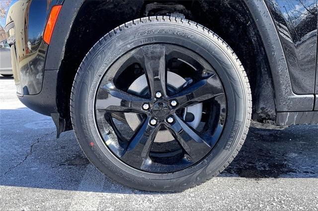 new 2026 Jeep Grand Cherokee car, priced at $49,479