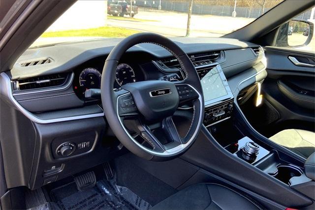 new 2025 Jeep Grand Cherokee L car, priced at $43,553