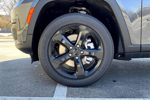new 2025 Jeep Grand Cherokee L car, priced at $43,553